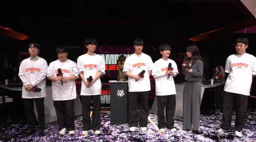 ag九游会亚洲真人第一品牌Peanut夺冠采访：很久没在国际比赛里夺冠了，之前有机会但没抓住
